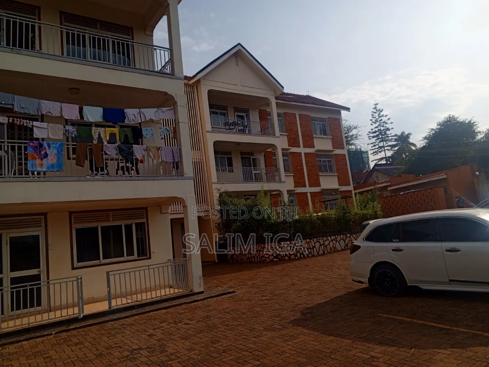3bdrm Block of Flats in Kololo Property, Central Division for rent