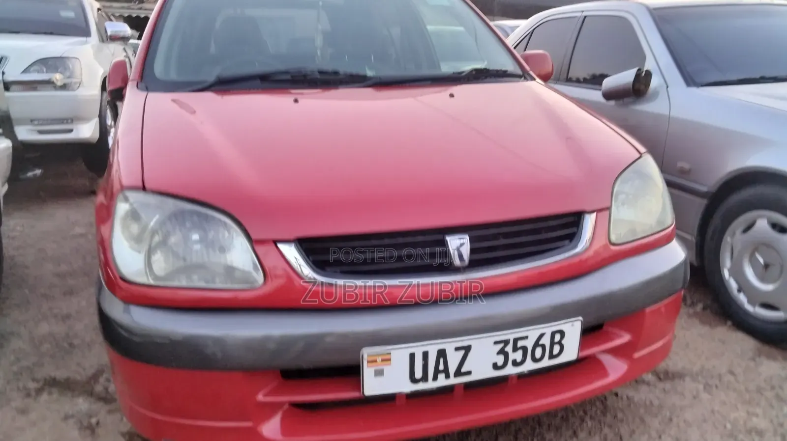 Toyota Raum 2002 Red