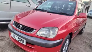 Toyota Raum 2002 Red