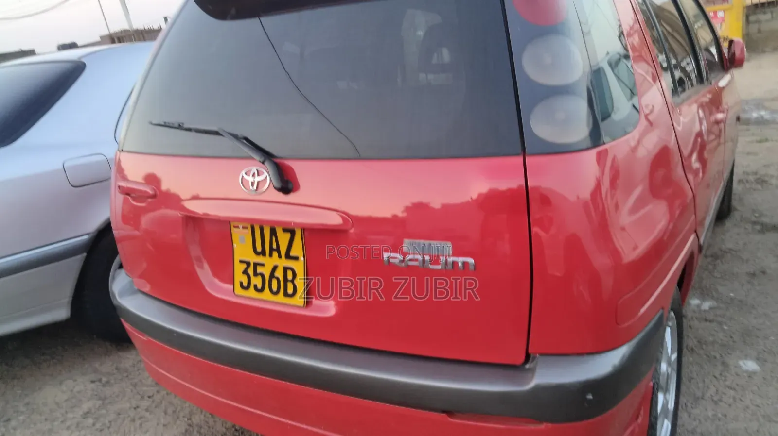 Toyota Raum 2002 Red