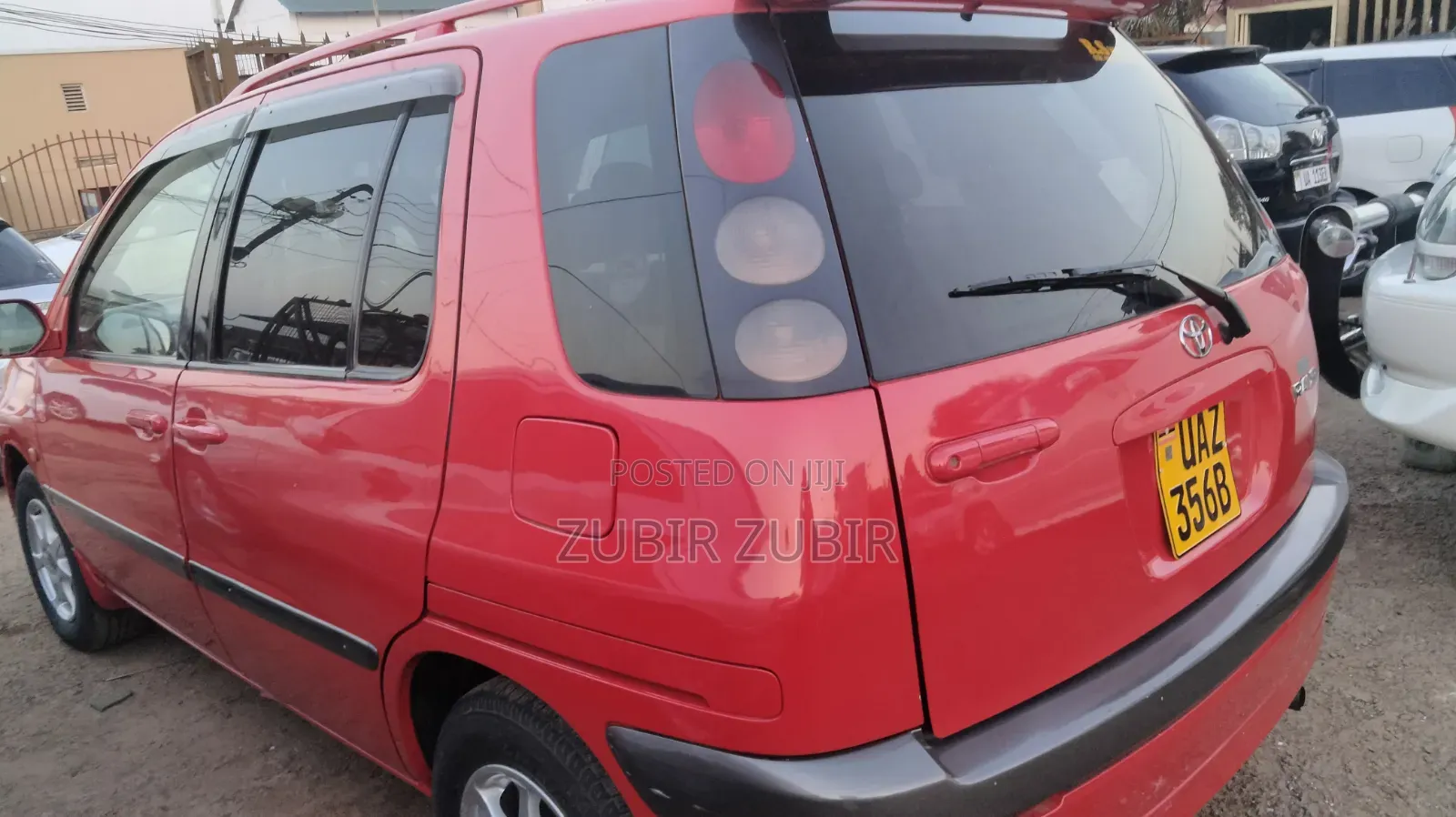 Toyota Raum 2002 Red