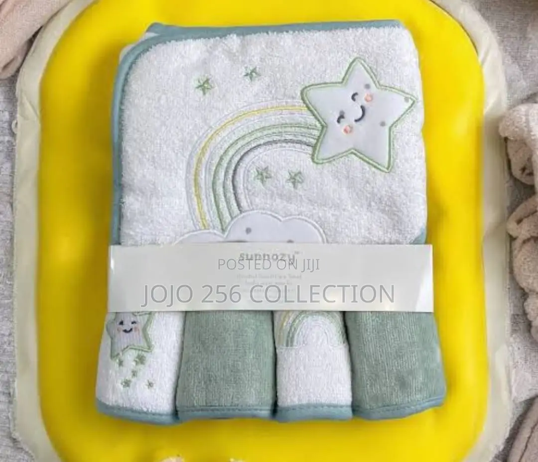 Baby Hooded Towel With Washcloths