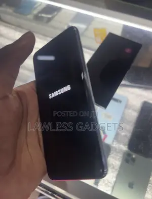 Samsung Galaxy S10e 128 GB Blue