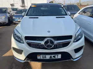 Mercedes-Benz GLE-Class GLE 350d 4MATIC 2017 White