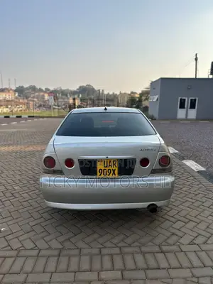 Toyota Altezza 2000 Silver