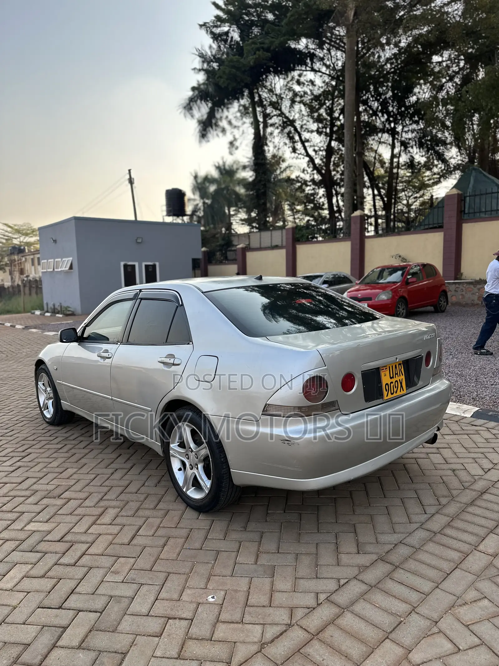 Toyota Altezza 2000 Silver