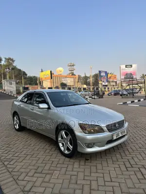 Toyota Altezza 2000 Silver