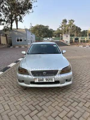 Toyota Altezza 2000 Silver