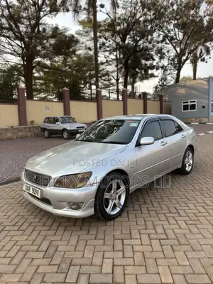 Toyota Altezza 2000 Silver