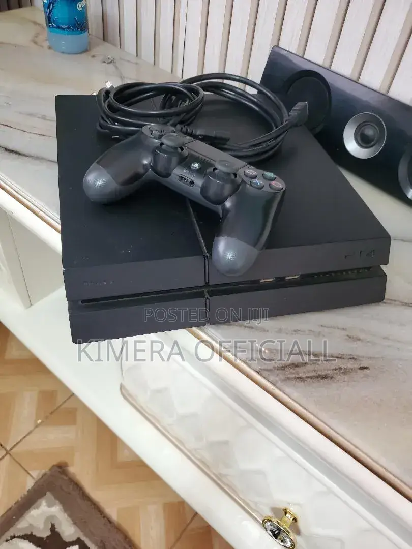 Playstation 4 Fat