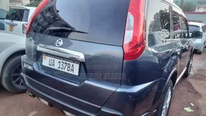 Nissan X-Trail 2010 Blue