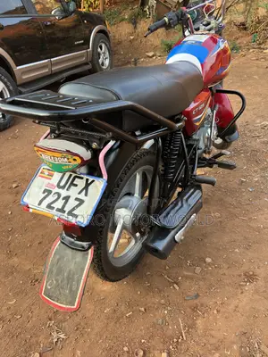 Bajaj CT 125X 2023 Red
