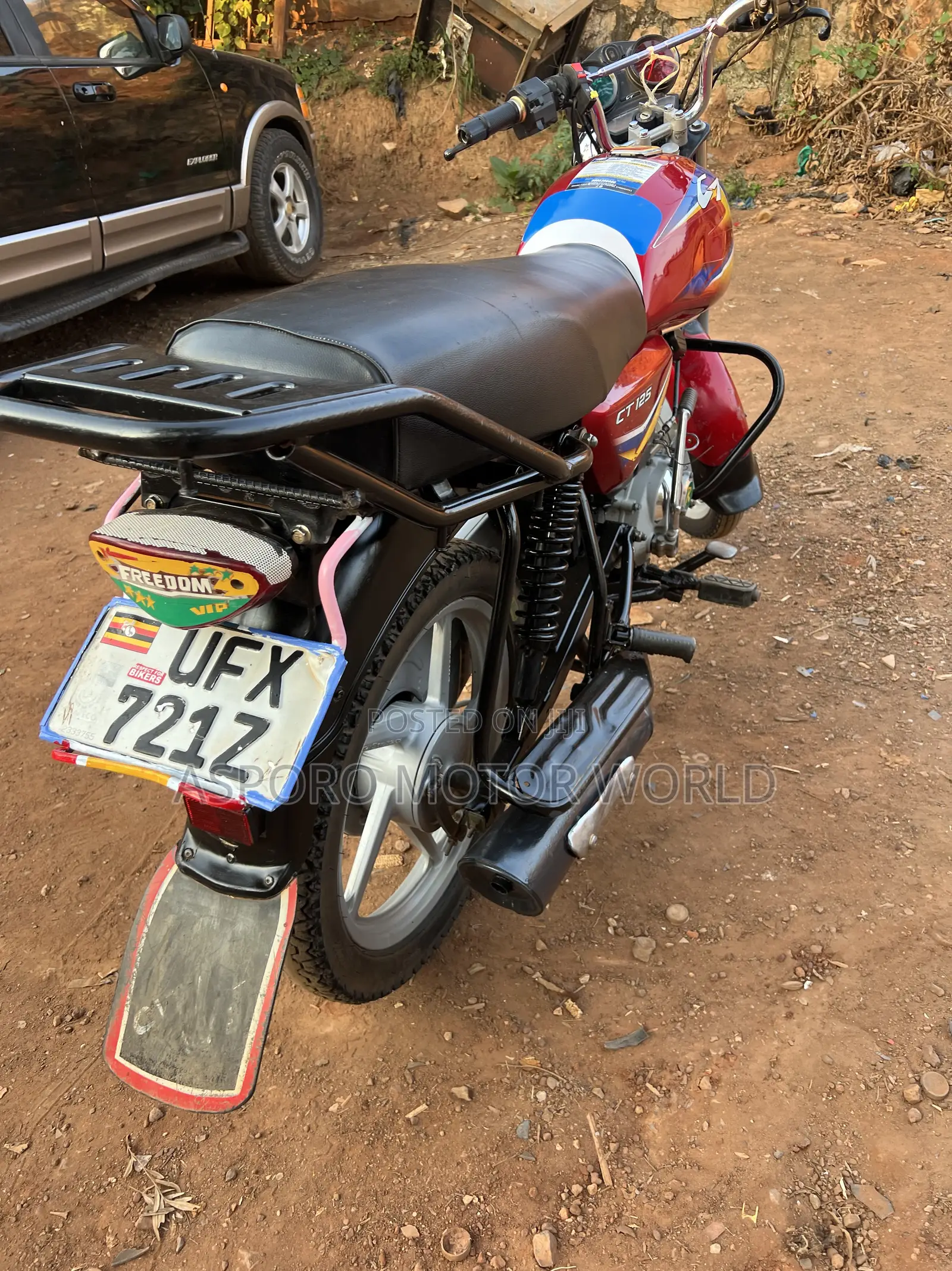Bajaj CT 125X 2023 Red