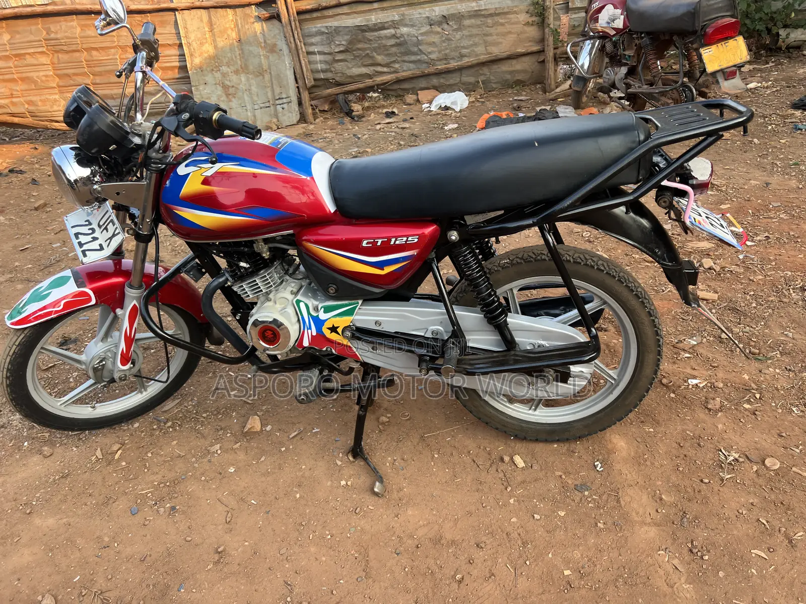 Bajaj CT 125X 2023 Red