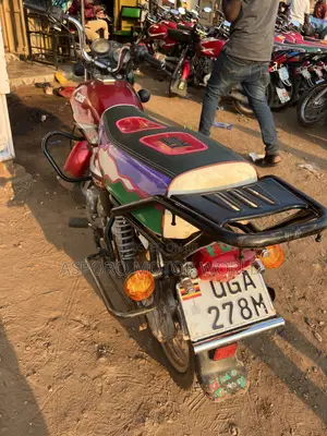 TVS HLX 125 2024 Red
