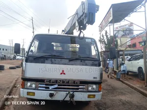 Canter Crane 4 D 33 Engine