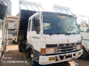 Fuso Fihter Tipper Black Top