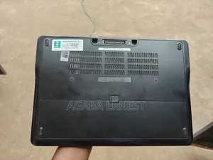 Laptop Dell Latitude 7450 4GB Intel Core i5 HDD 1T