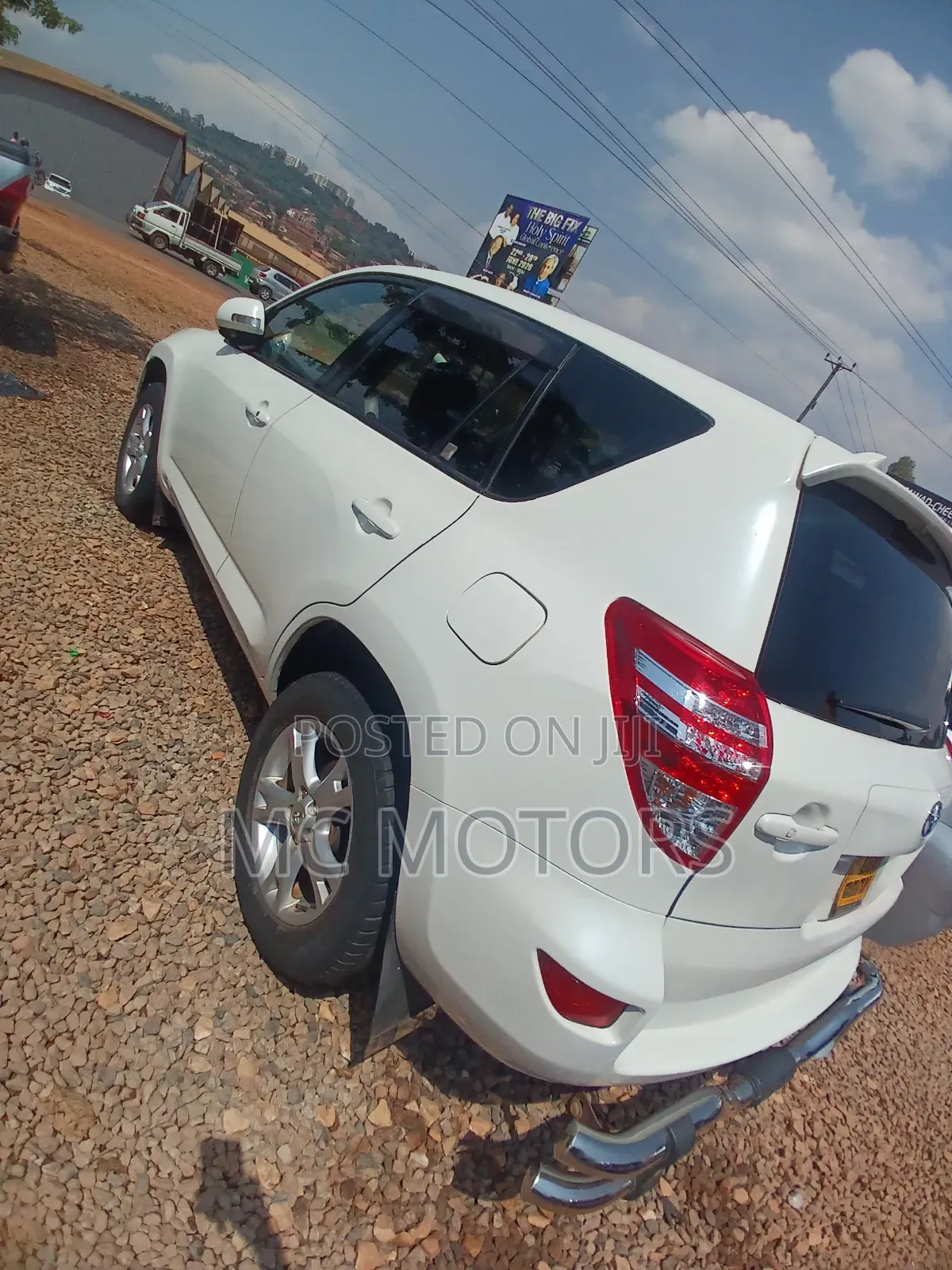 Toyota RAV4 2010 White