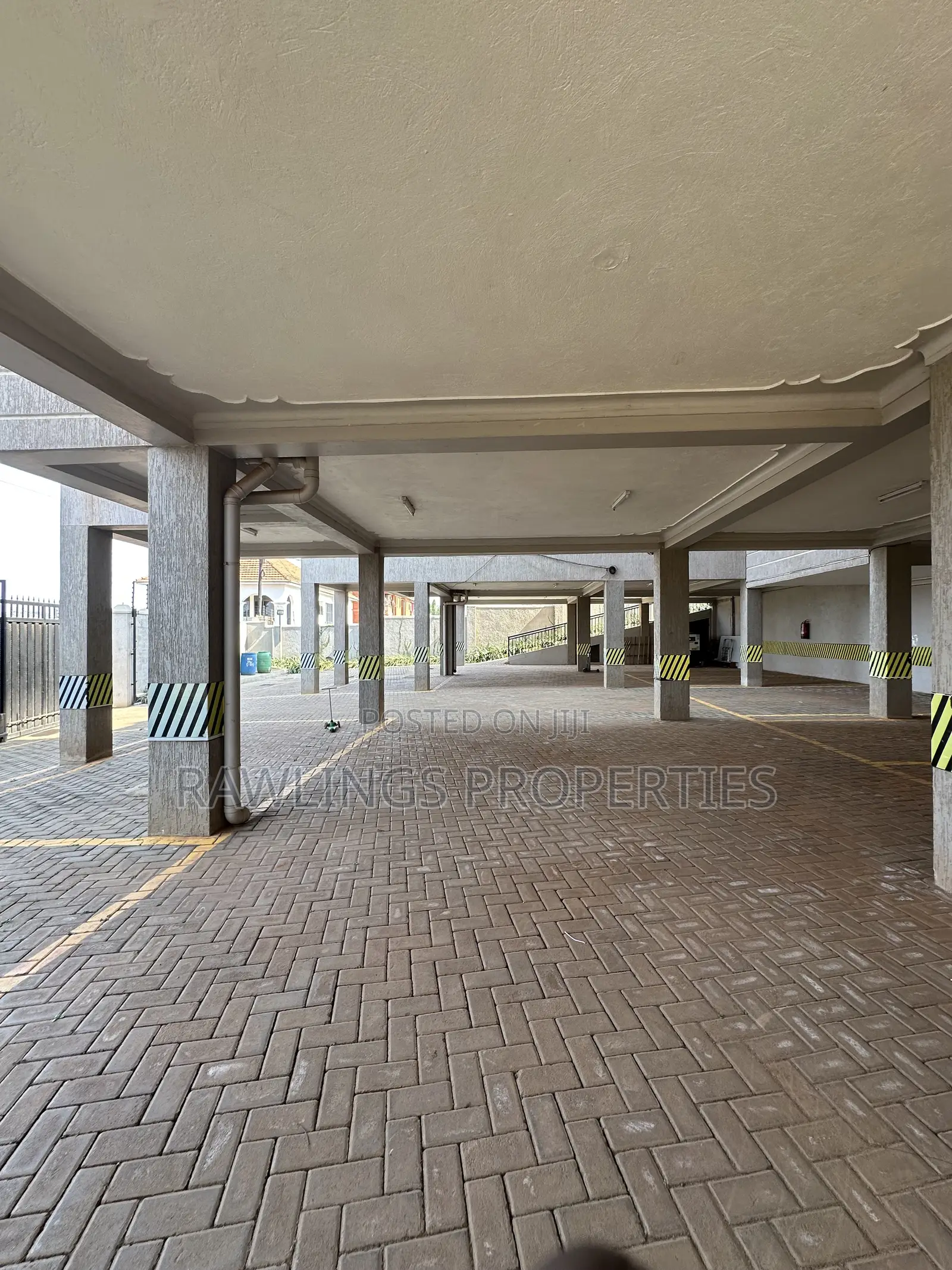 2bdrm Apartment in Human Rights, Makindye for rent