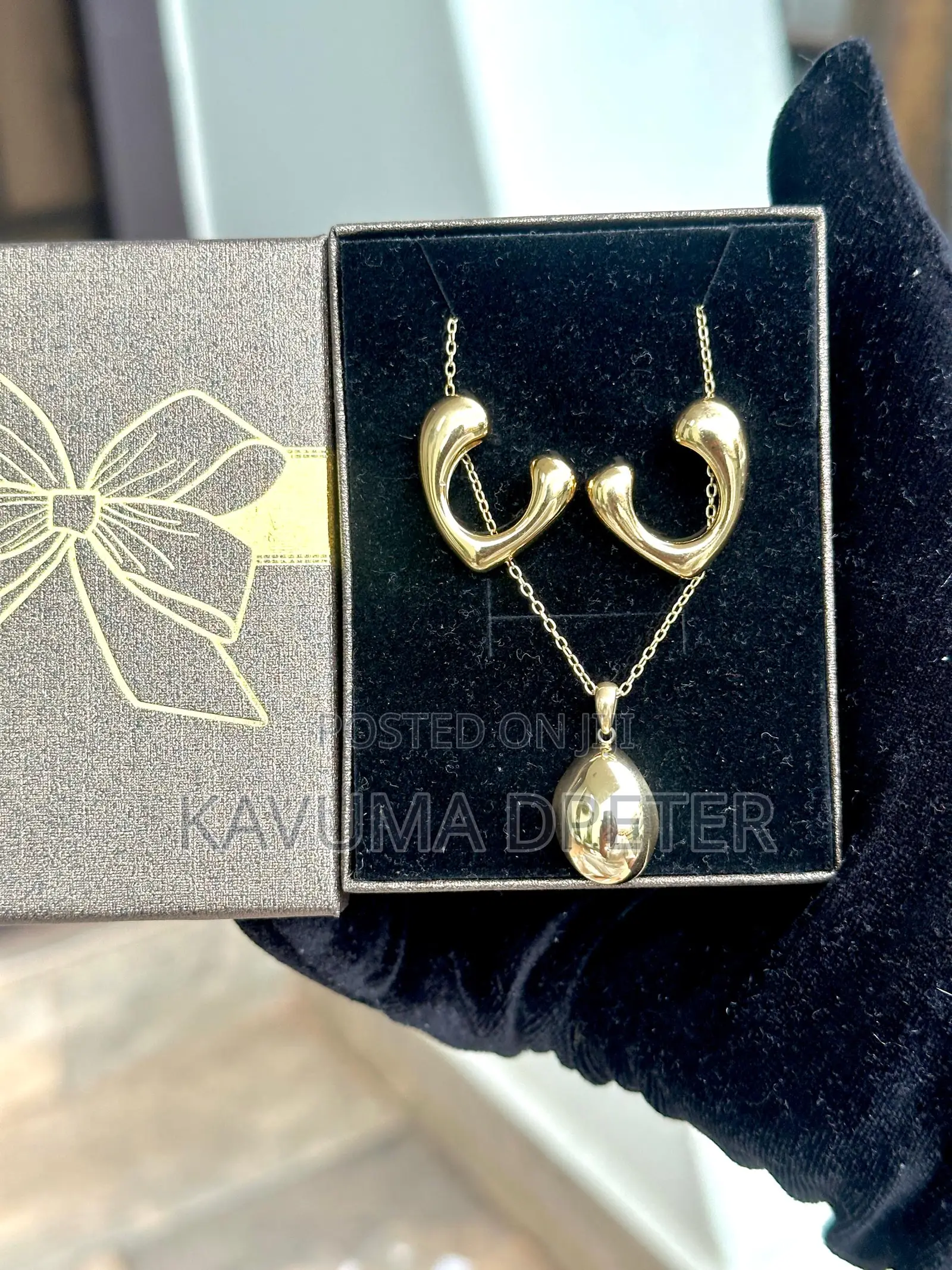 Ladies Accessories