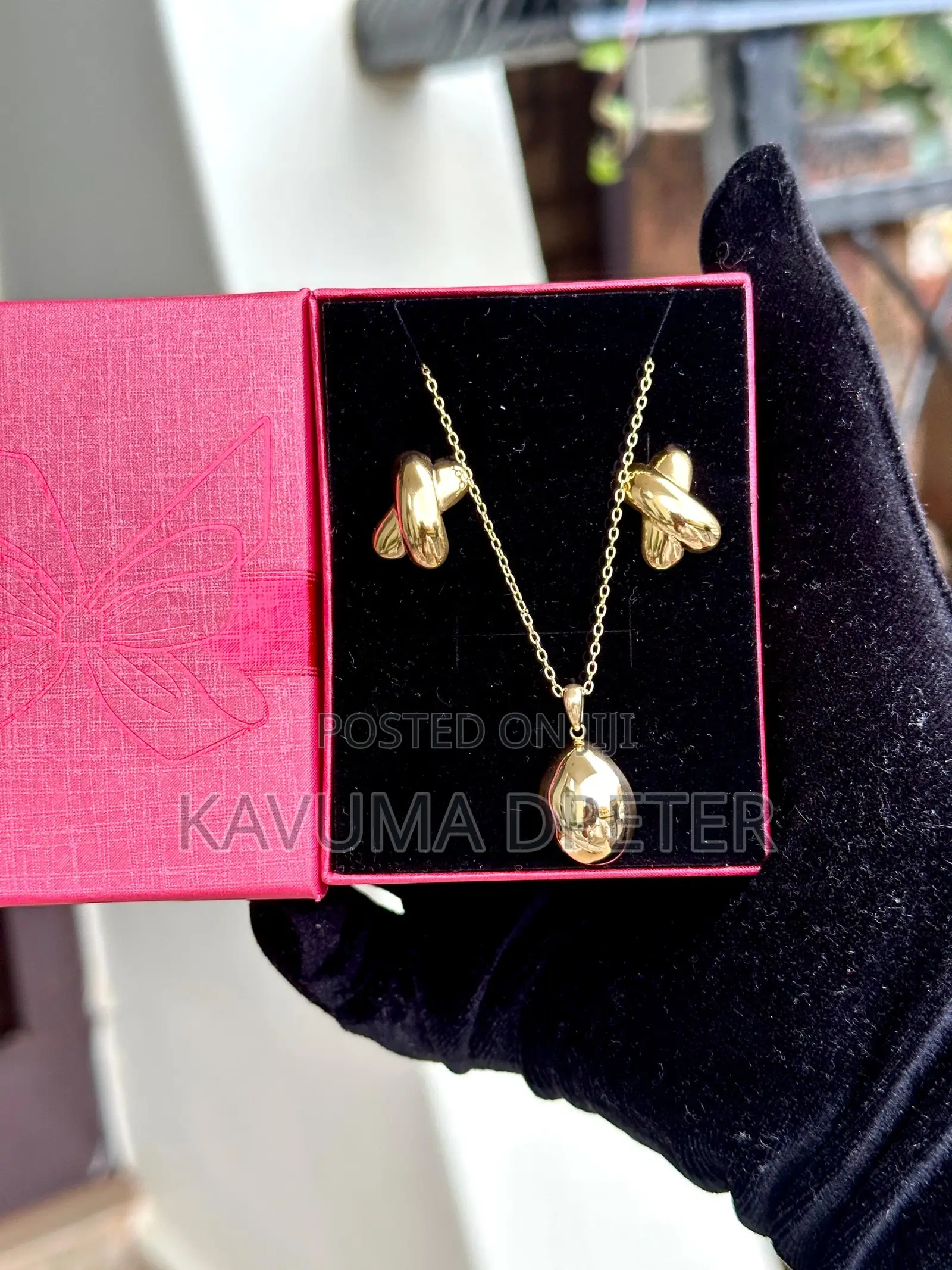 Ladies Accessories