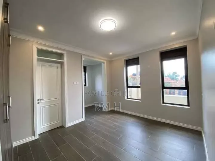 2bdrm Apartment in Kansanga Muyenga Rd, Central Division for rent