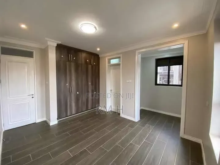 2bdrm Apartment in Kansanga Muyenga Rd, Central Division for rent