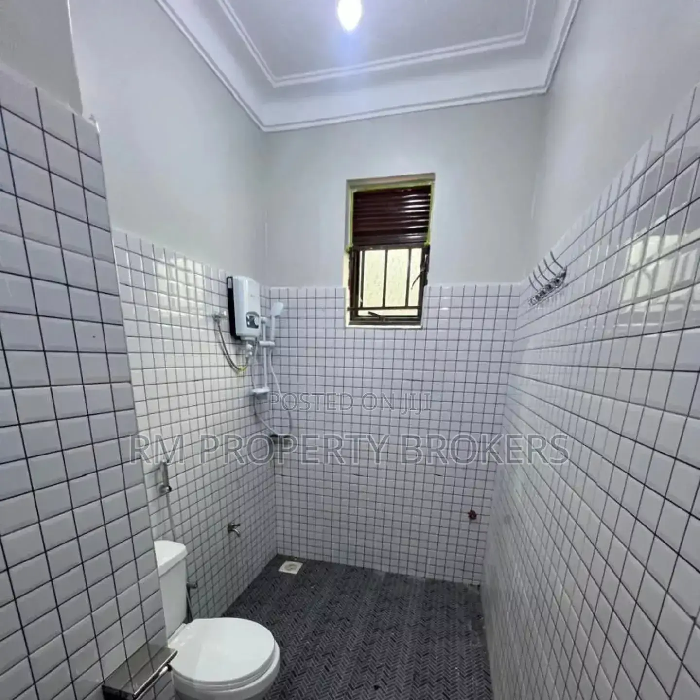 1bdrm Apartment in Muyenga, Central Division for rent