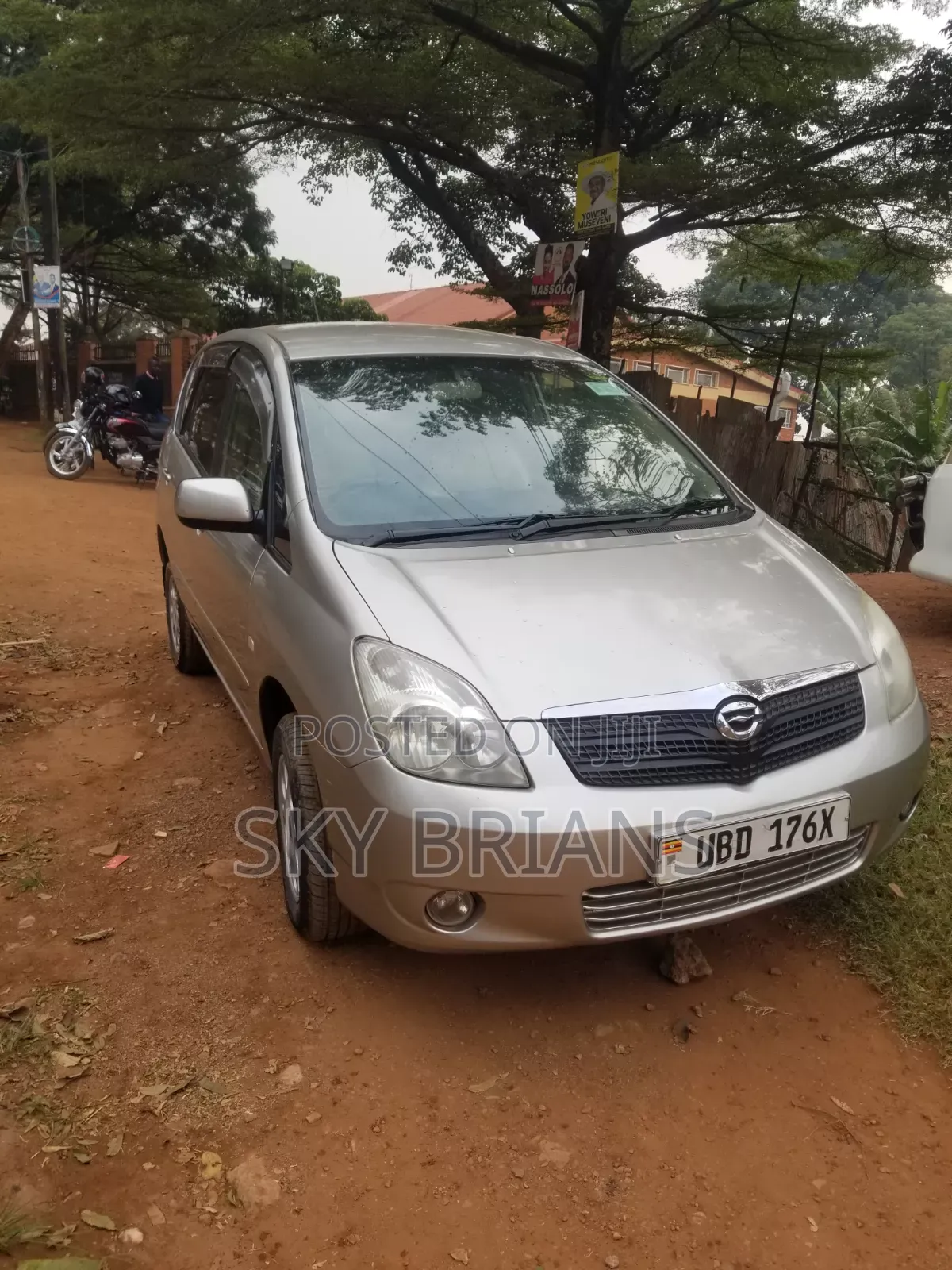 Toyota Corolla Spacio 2002 Gold