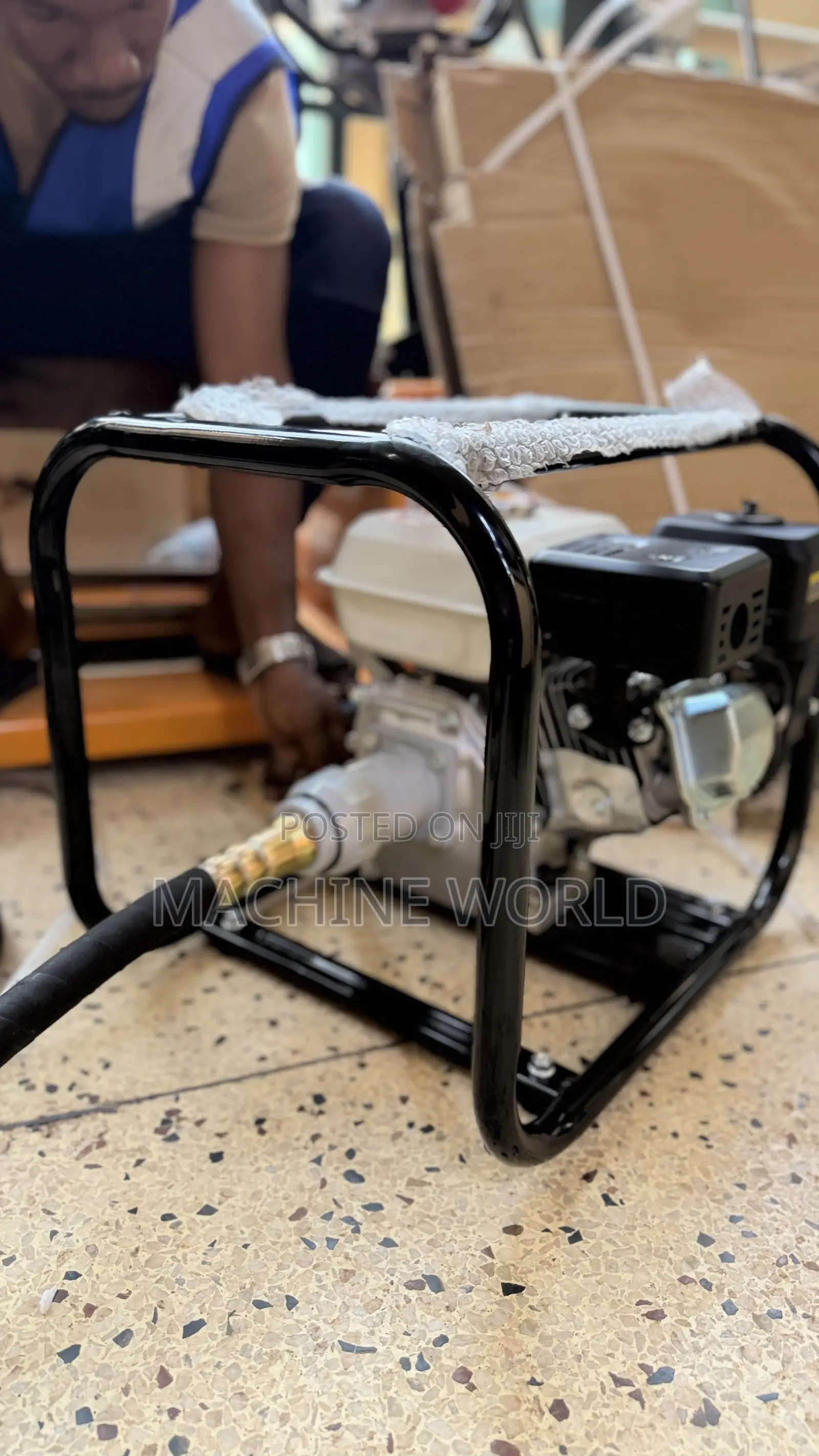 Honda Vibrator With Poker