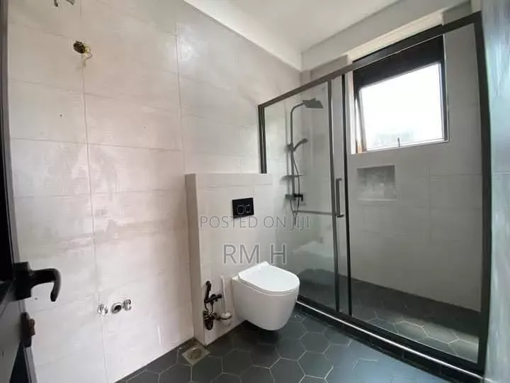 3bdrm Apartment in Bukasa Muyenga, Central Division for rent