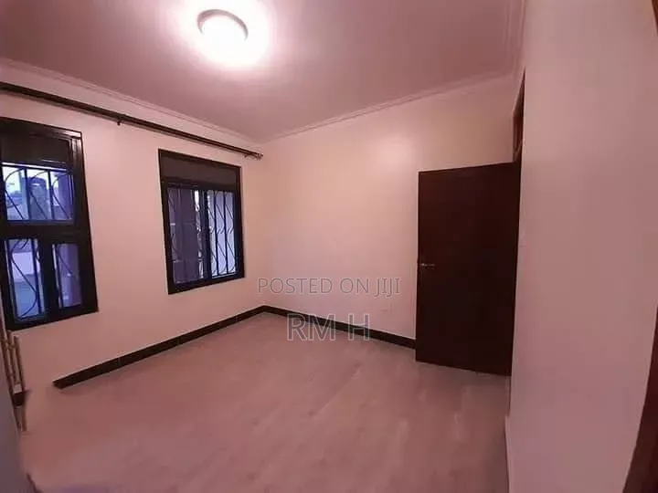 4bdrm Duplex in Lubowa, Central Division for rent