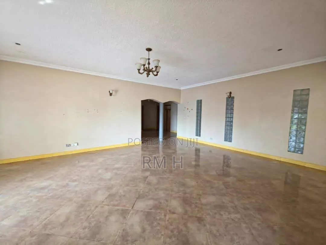 4bdrm Bungalow in Buziga, Central Division for rent