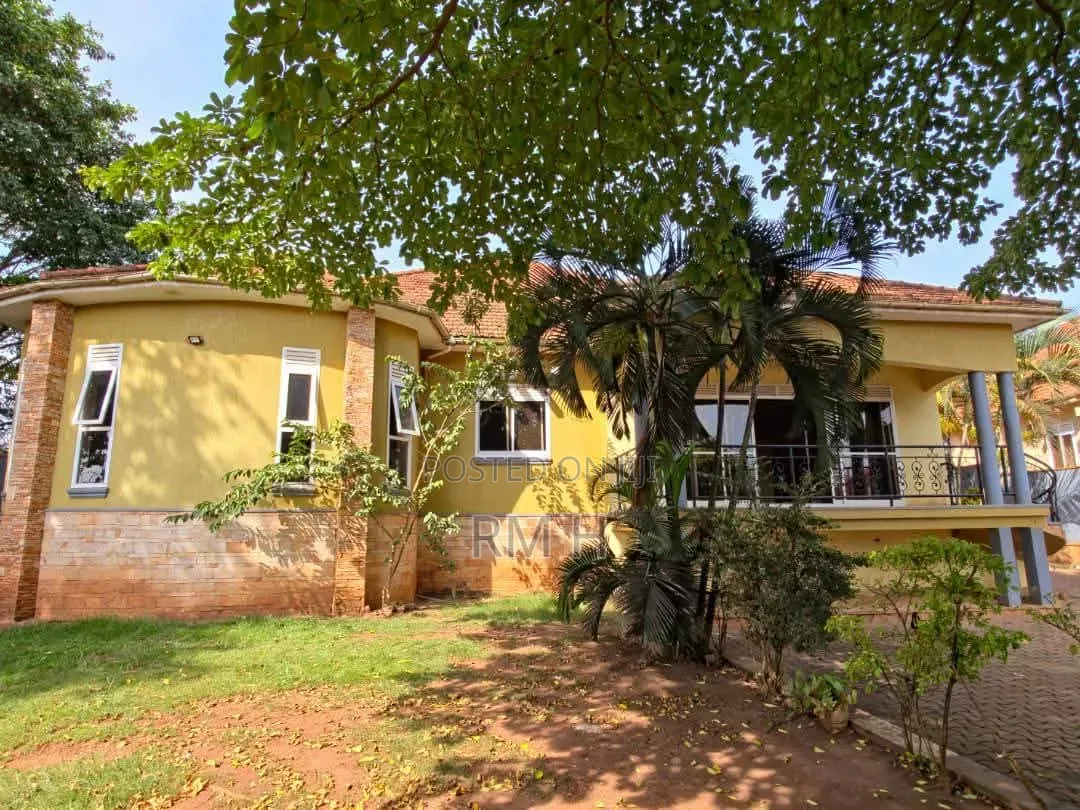 4bdrm Bungalow in Buziga, Central Division for rent