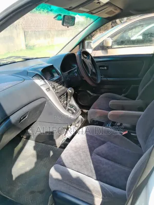 Toyota Harrier 2006 White