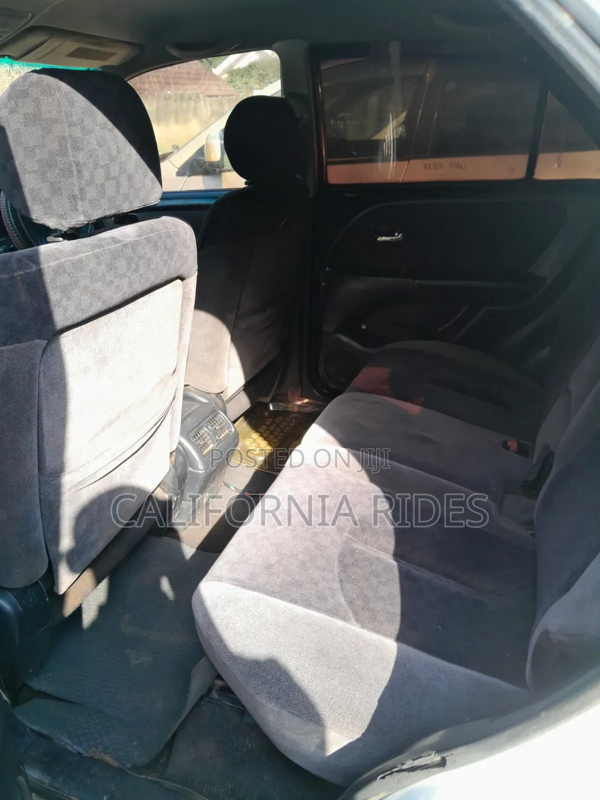Toyota Harrier 2006 White