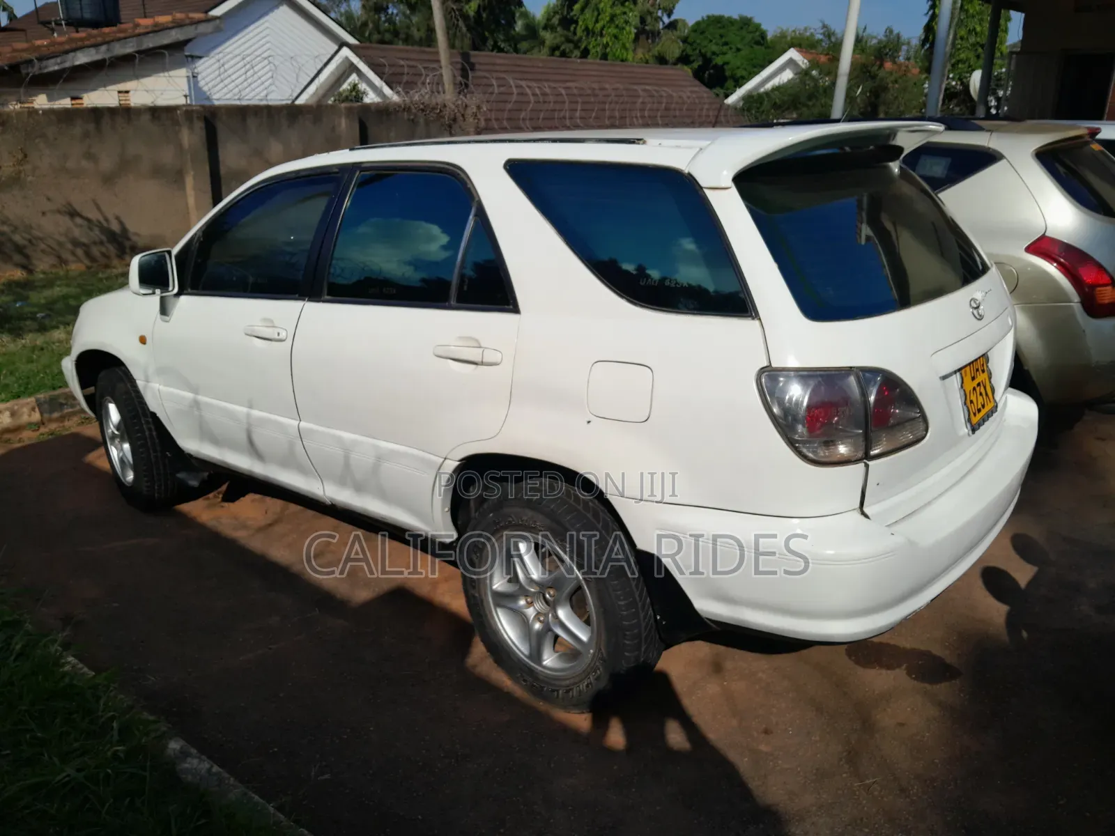 Toyota Harrier 2006 White
