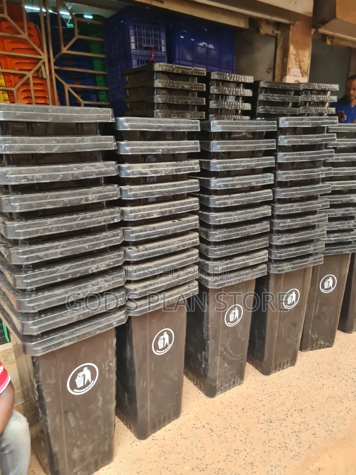 Rattan Plastic Dust Bins Plastic Dust Bins 120litres