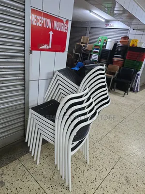 Back Meshed Dining Plastic Chairs Plastic Chairs