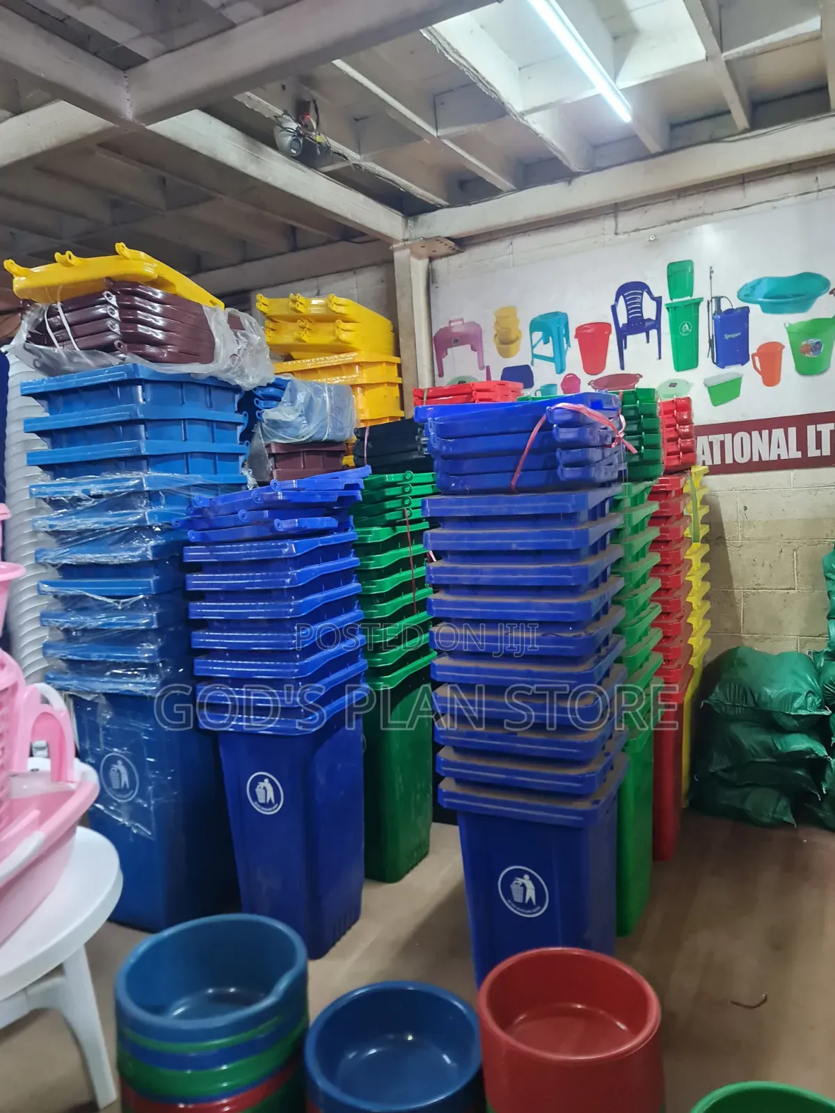 Black Green Blue Plastic Dust Bins Plastic Dust Bins