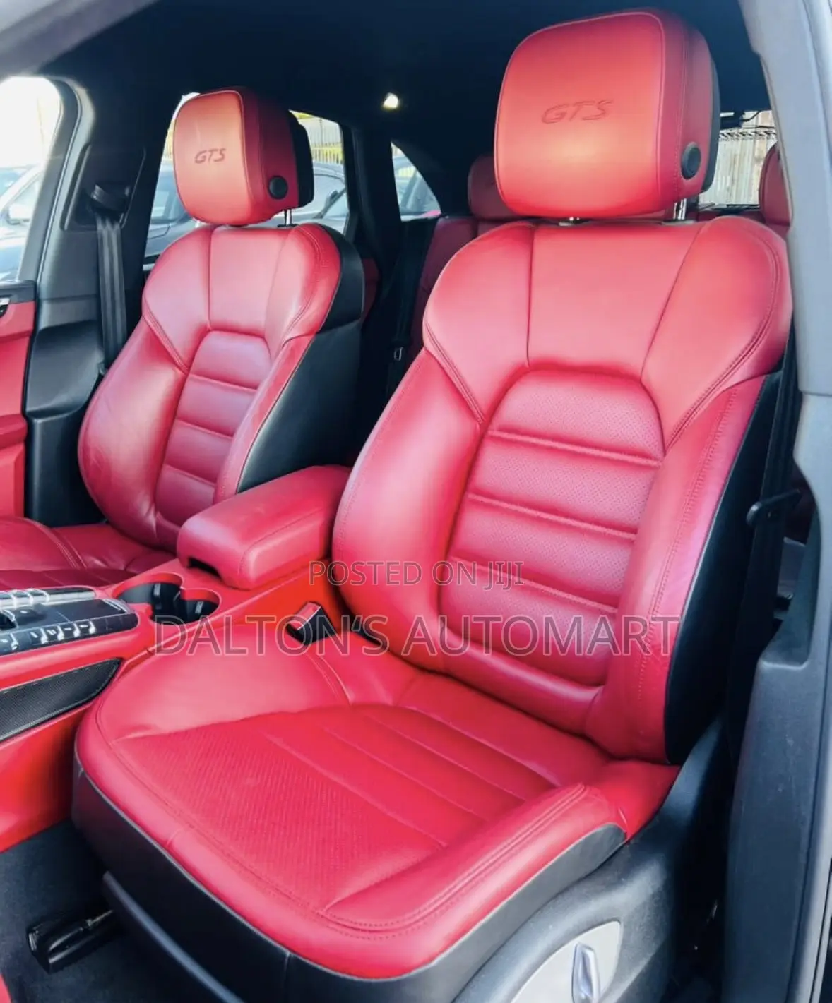 Porsche Macan GTS 2017 Blue