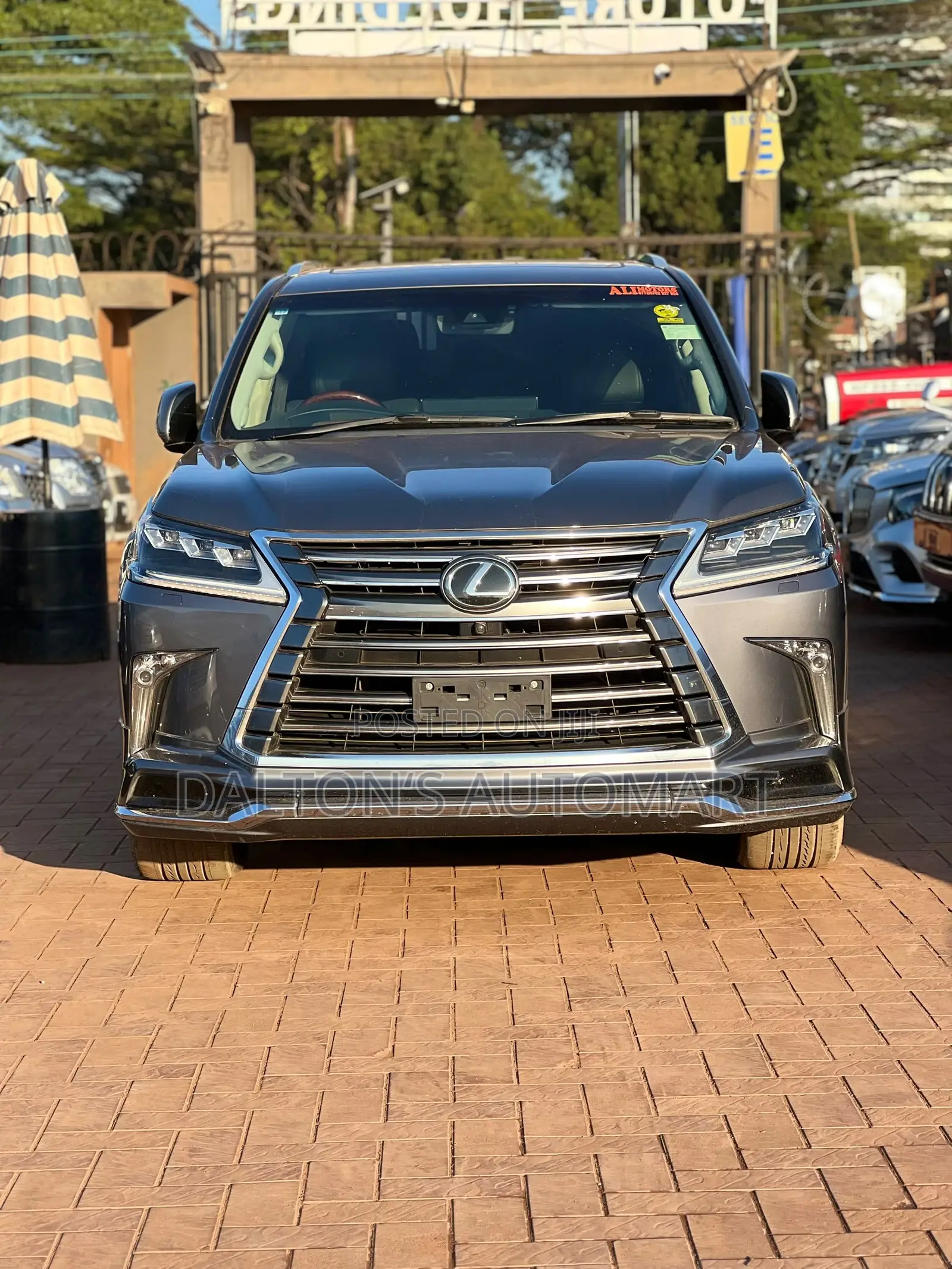 Lexus LX 570 AWD 2018 Gray