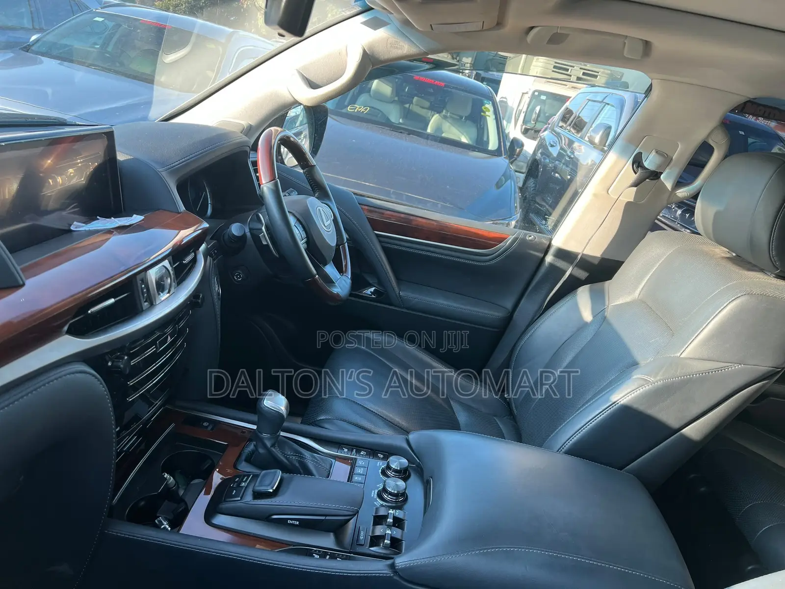 Lexus LX 570 AWD 2018 Gray