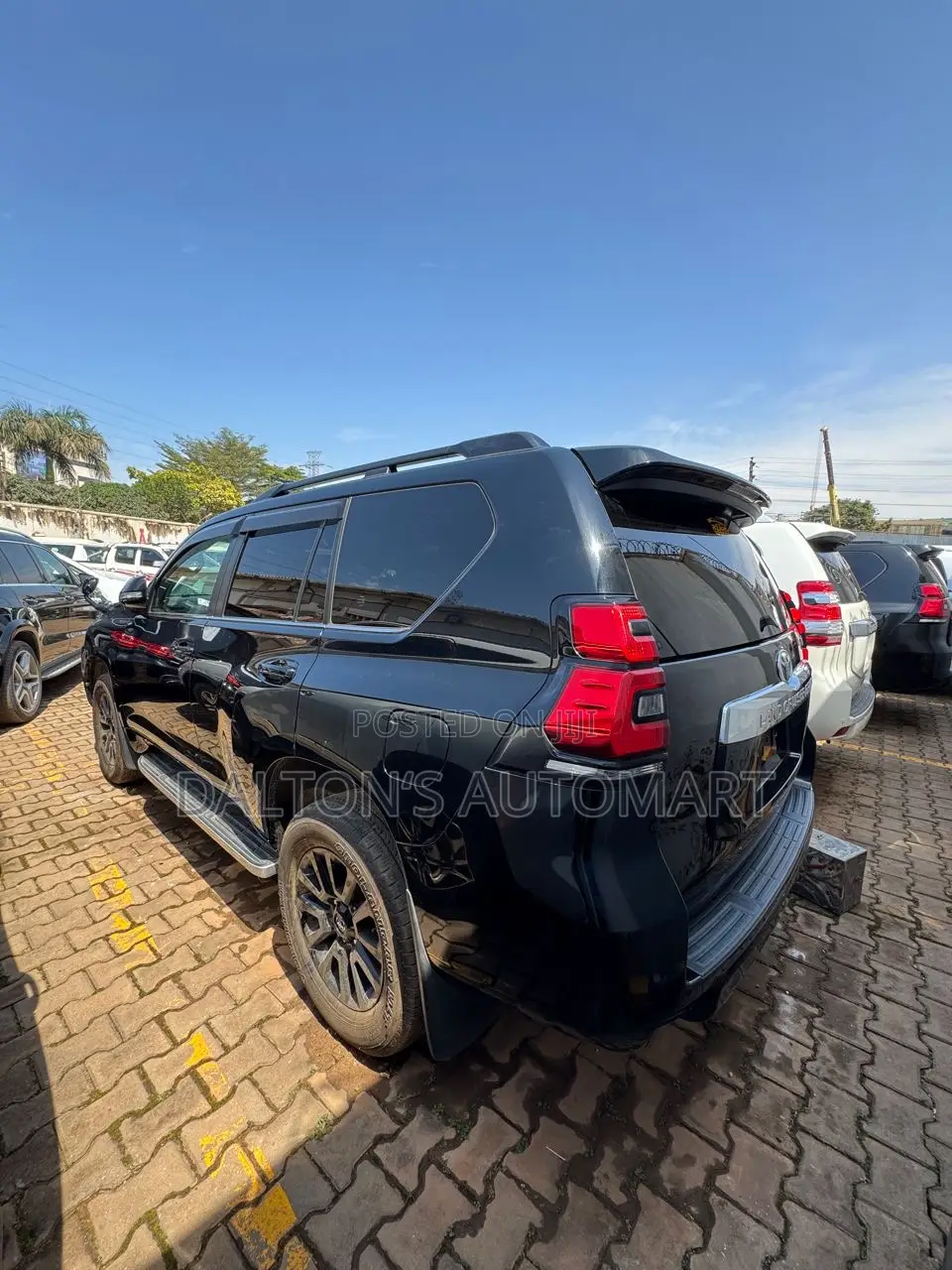 Toyota Land Cruiser Prado 2.8 2017 Black