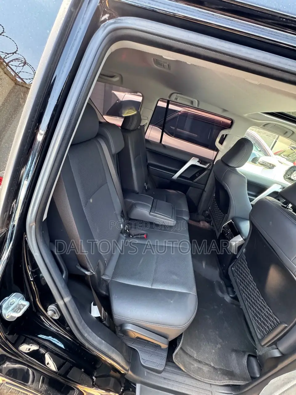 Toyota Land Cruiser Prado 2.8 2017 Black