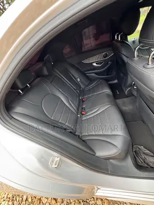 Mercedes-Benz C200 2016 Silver