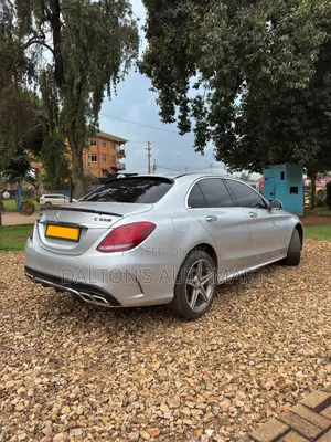 Mercedes-Benz C200 2016 Silver