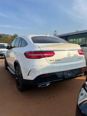 Mercedes-Benz GLE-Class GLE 350d 4MATIC 2017 White