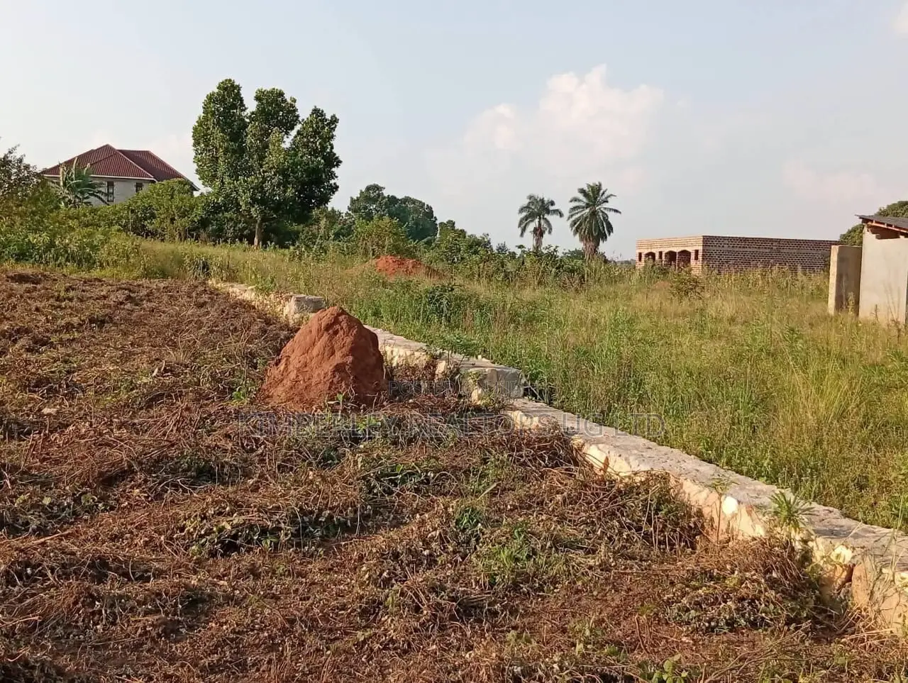 Commercial Plot for Sale – Matugga Gombe Kitungwa
